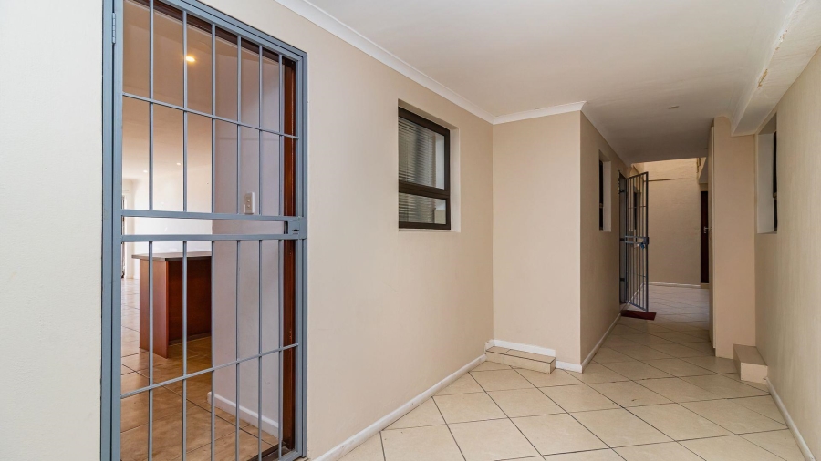 2 Bedroom Property for Sale in De Kelders Western Cape